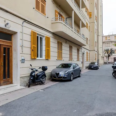 Altido Family Apt For 6, Right Next To The * Finale Ligure